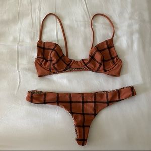 Acacia Manhattan Set